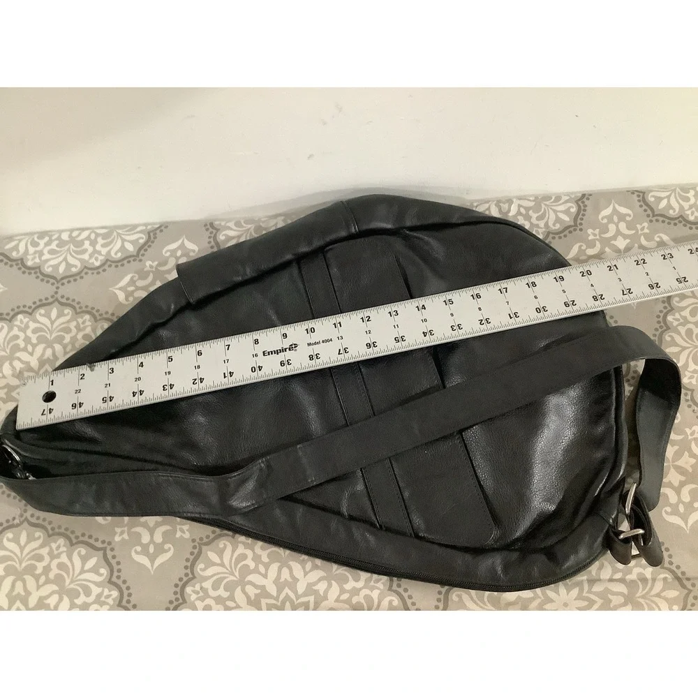 AmeriBag #363599 / Black Leather Sling Unisex